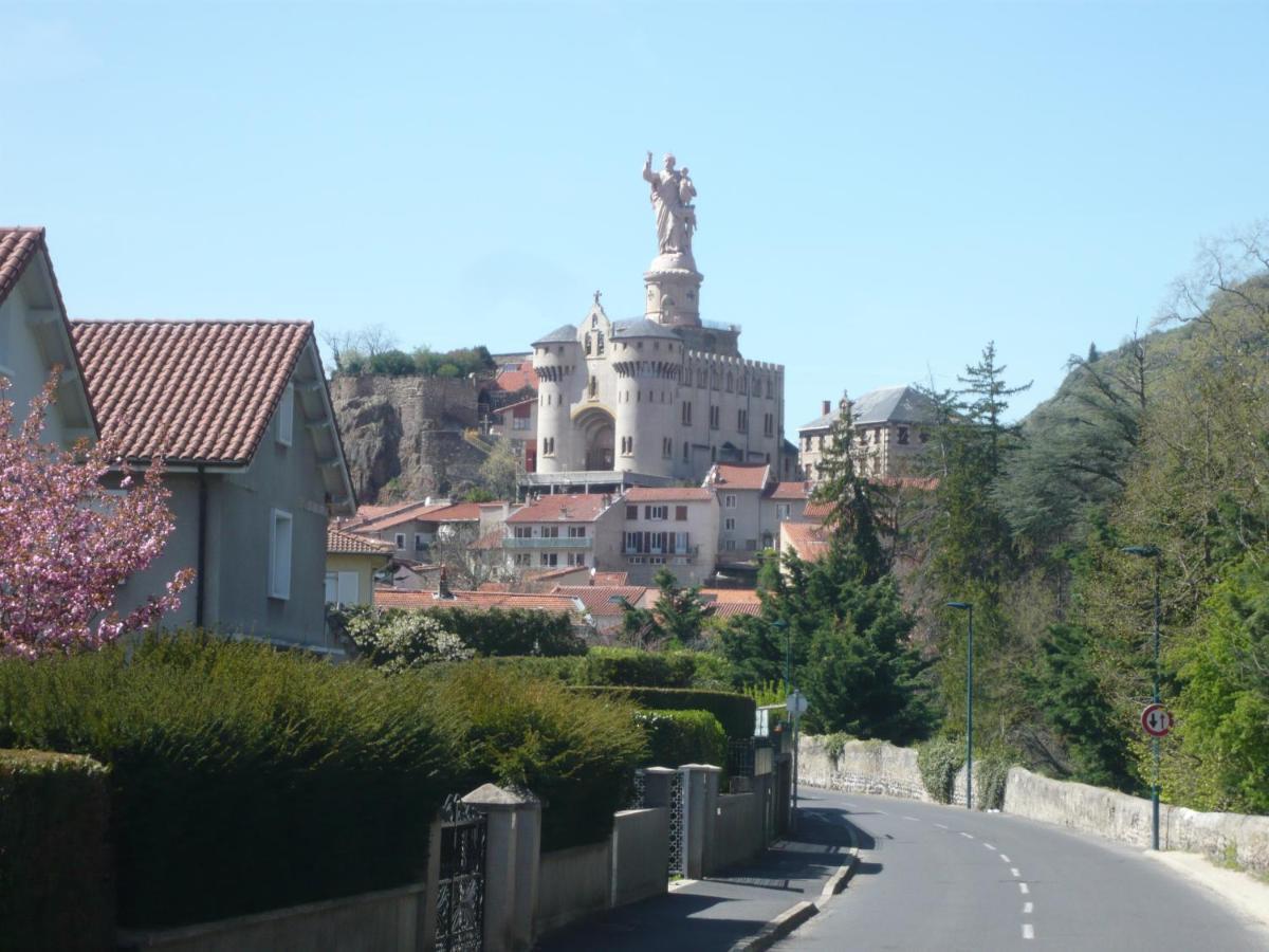 Le Petit St Clair Lägenhet Le Puy-en-Velay Exteriör bild