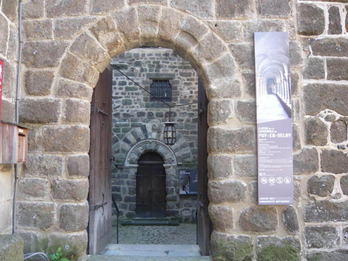 Le Petit St Clair Lägenhet Le Puy-en-Velay Exteriör bild